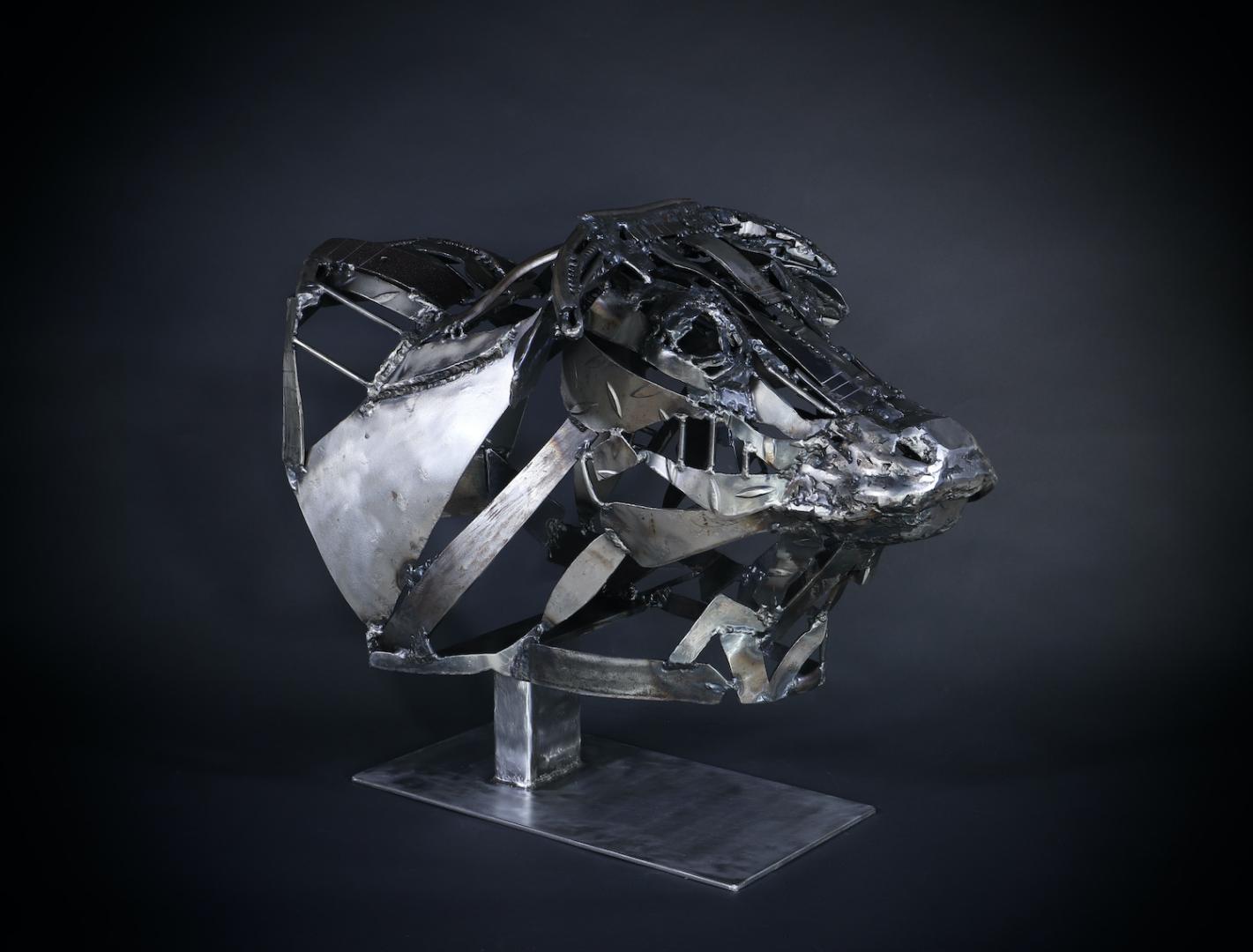 Bull's head 2019 Welded steel, unique piece - 51,5 x 60,5 x 45 cm (Private collection)