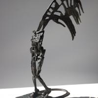 Dans le passage 1999 Bronze, pièce unique - Hauteur : 27,5 cm