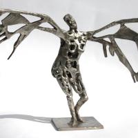 Devant le soleil  2016 Bronze soudé, pièce unique - Hauteur : 24 cm