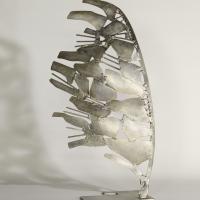 Souvenir d'un ange XI 2023 Acier soudé peint et patiné - 68,5 x 33 x 21 cm (Collection privée)