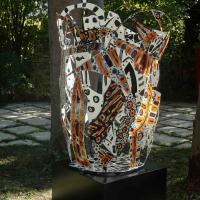 Eclosion 2026 Acier soudé peint - 125 x 95 x 75 cm - Pièce unique (Collection privée)