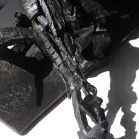 Femme assise - Détail