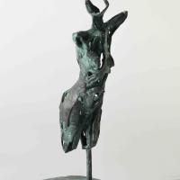 Buste de femme 2003 Bronze, pièce unique - 24,5 x 11,5 x 9 cm