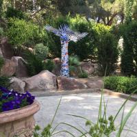 Le Palmier de la Vie et de l'Amour 2019 - Acier soudé, peint - Hauteur : 205 cm (Collection privée)