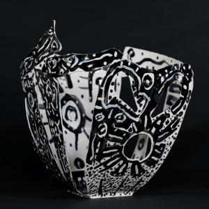 Pompei 2021 Acier soudé, peint - 31 x 30,5 x 30 cm - Pièce unique